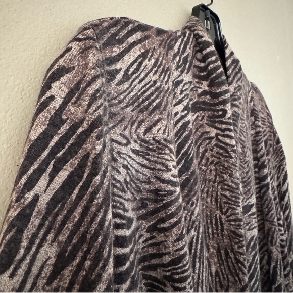 Classique Entier Atelier Silk Cashmere Zebra Print Cardigan L - Picture 3 of 7